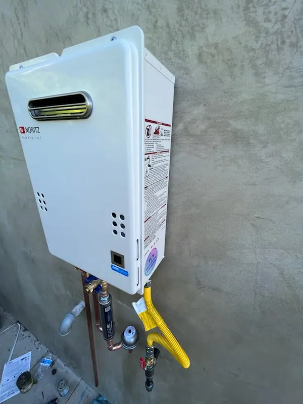 Tankless water heater installation for Kissimmee homes